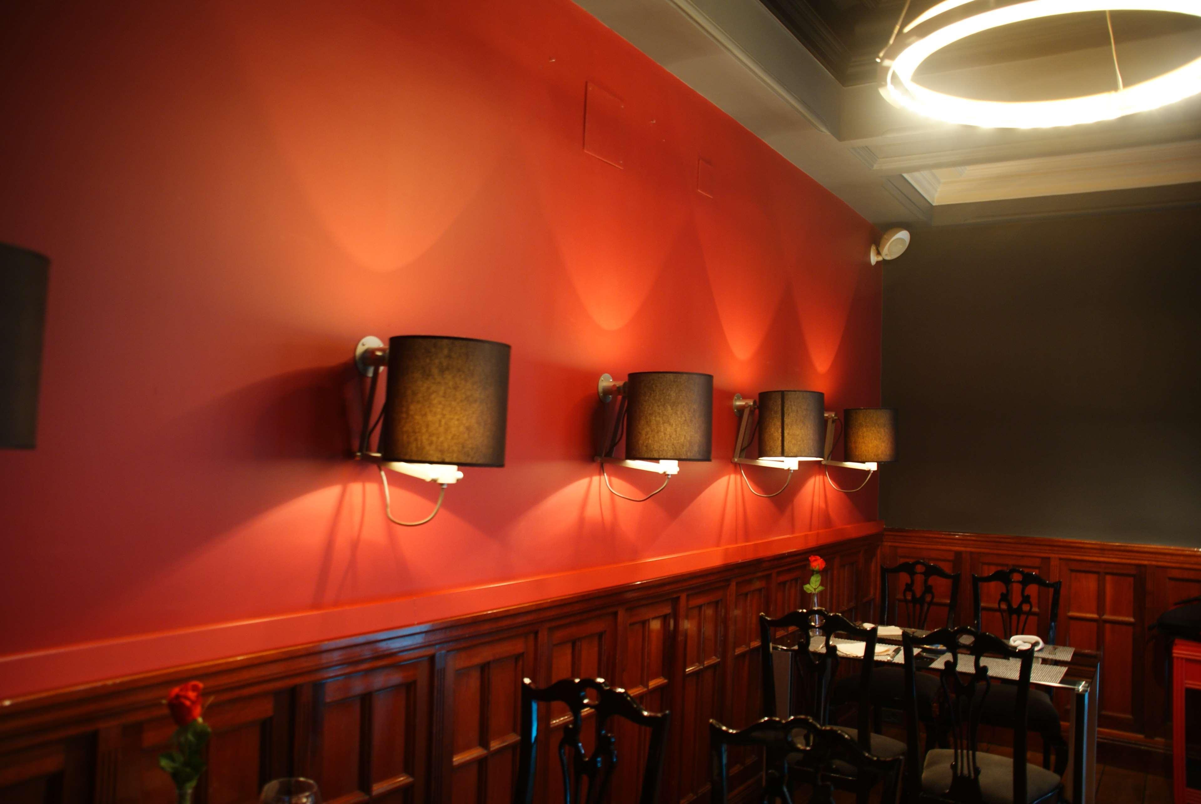 Hotel Lopez De Haro Bilbao Bagian luar foto The interior of the restaurant